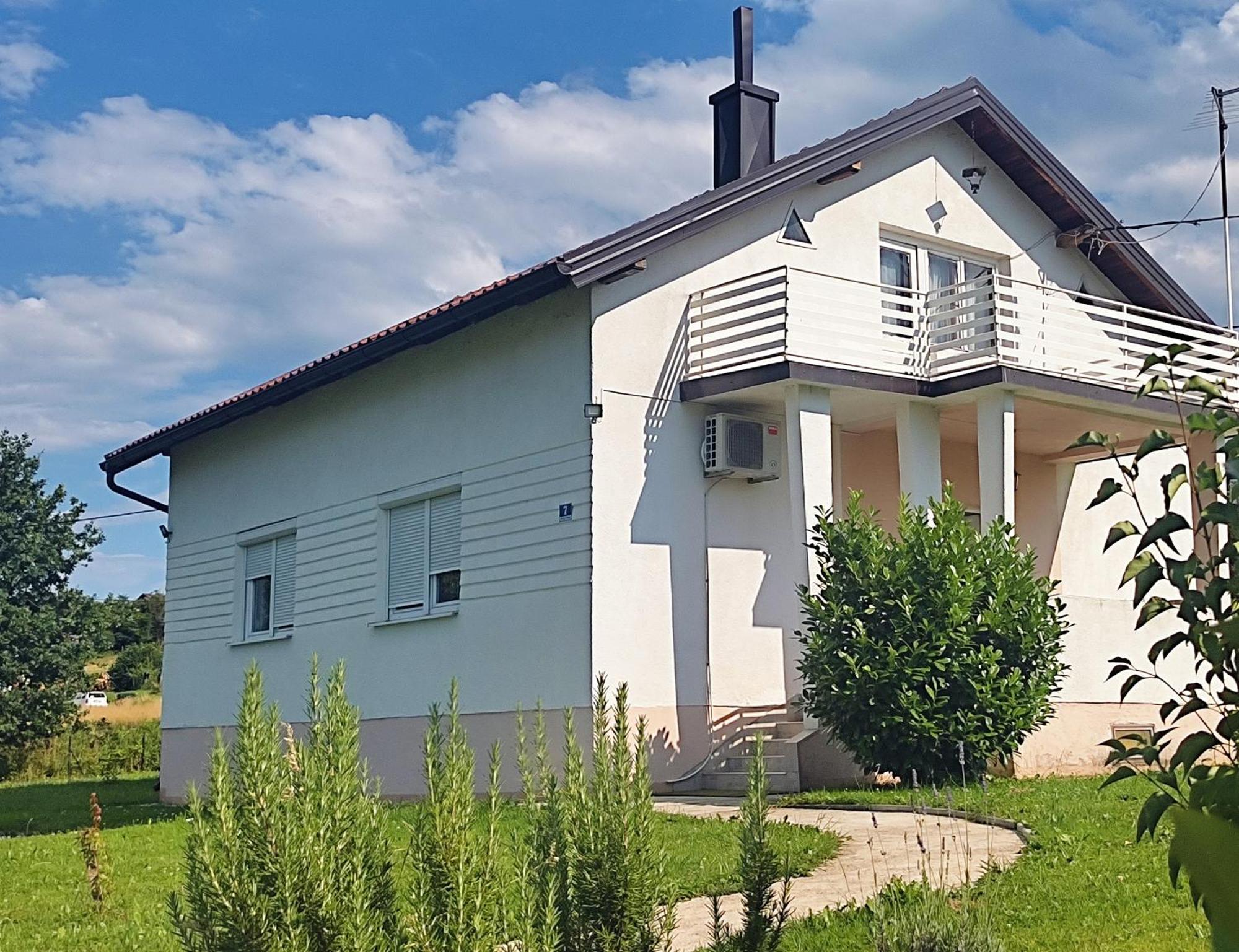 Guest House Pin Laktaši Dış mekan fotoğraf